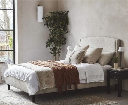 Bucklebury Bed darlings of chelsea