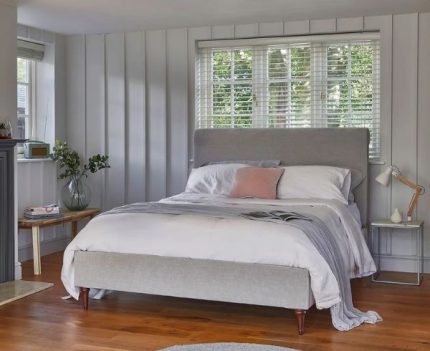 Esher Bed darlings of chelsea