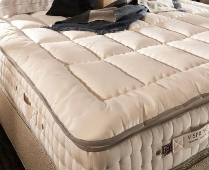 Vispring Heaven Luxury Emperor size Mattress Topper
